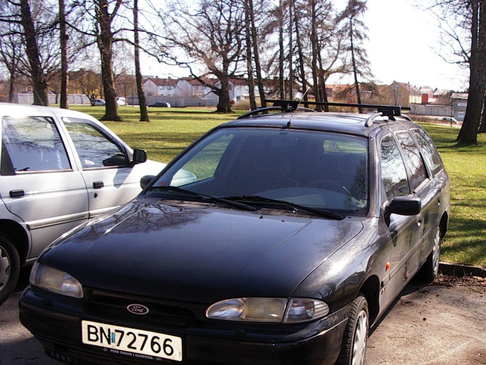 94 mod. Mondeo 2.0 GLX med traction!! 